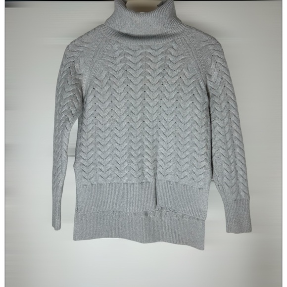 Aritzia Wilfred Free 100% Wool Turtleneck Chevron Pattern Sweater Size Sm Gray - Picture 9 of 13
